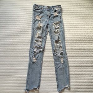 American Eagle Hi-Rise Ripped Jegging